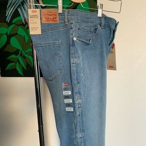Women’s Levi’s Bootcut Embroidered Jeans